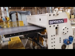 Schwerer Messgerät-Stahlspulen-Strecker-fliegendes Abschneiden zu Längen-Linie 3-10 x 1600