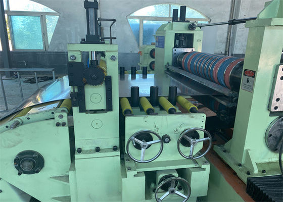 Hohe Stahlspule der Präzisions-SS304, die Linie Maschine 0.3-3 x 1600 aufschlitzt