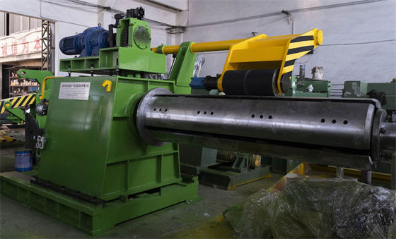 15T Decoiler Recoiler bearbeitet für die Metallspule maschinell, die Linien aufschlitzt