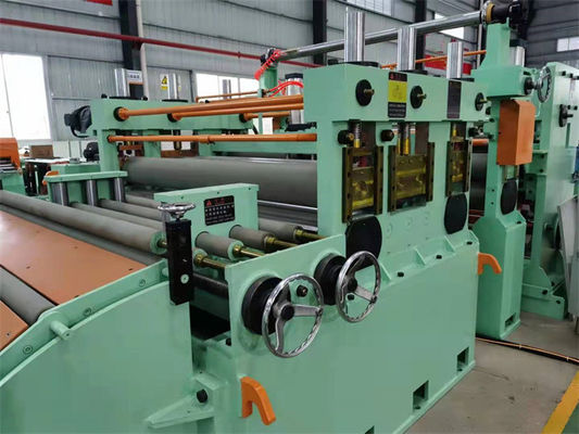 Aluminiumspulen-Blatt-Fliegen-Abschneiden zu den Längen-Linien 300-1600mm Breite