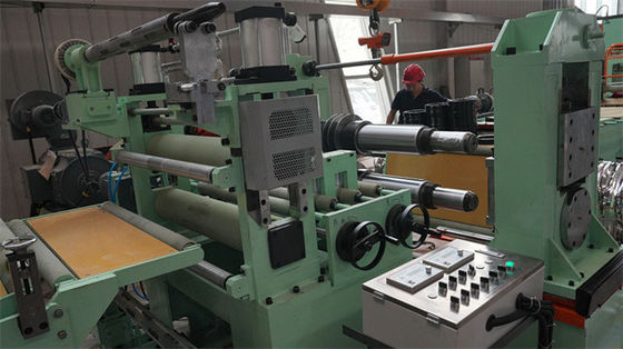 Präzisionsstahlspulen-Schneidmaschine zum Schneiden von Edelstahl 2 x 850