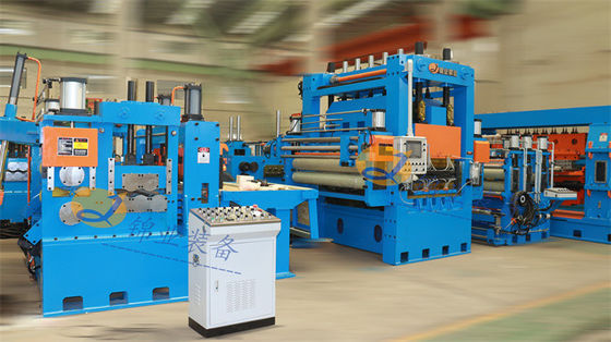 Rotationsschere Fly Cut to Length Line Edelstahl Indien 0,3 - 3,5X 1650