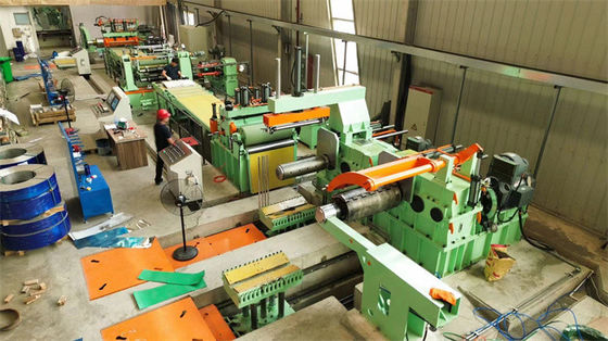 Präzisionsstahlspulen-Schneidmaschine zum Schneiden von Edelstahl 2 x 850